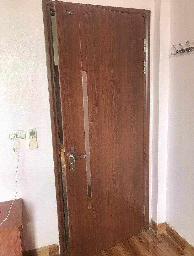 Cửa nhựa Quindoor giá rẻ