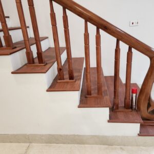 báo giá Bậc cầu thang nhựa Glotex