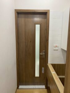 Chi phí lắp đặt cửa nhựa Composite