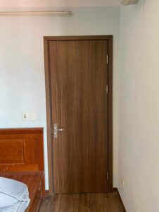 cửa nhựa Composite 2 cánh giả gỗ